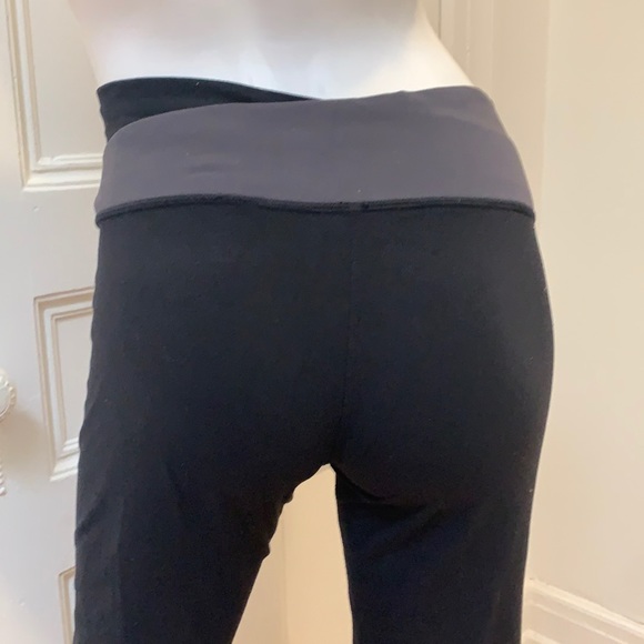 Lululemon pants - Picture 13 of 14